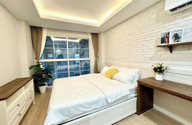 Ly Lakeside House Tay Ho Ha Noi