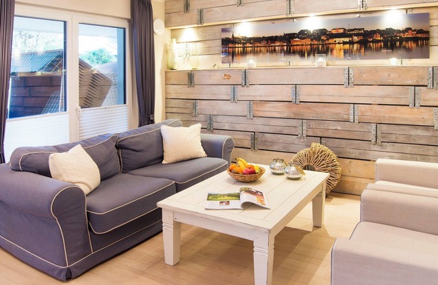 Möwennest - parking space, terrace, washing machine, beach chair, garden furniture, shower