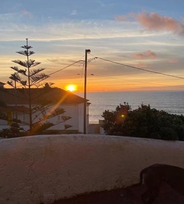 Maçãs Home-Sky sea view at The Beach