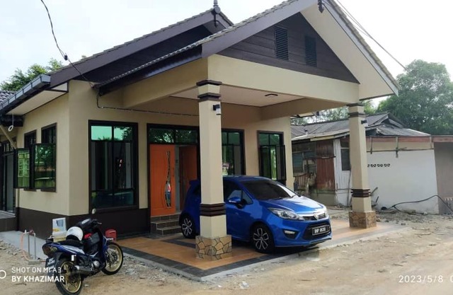 MAA HOMESTAY BATU BURUK