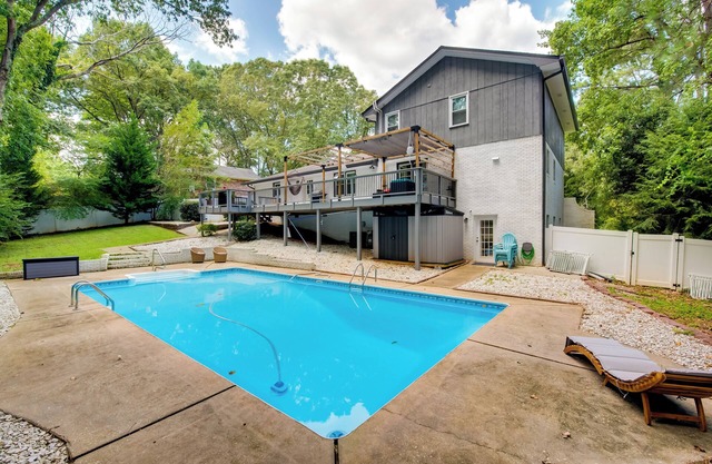 Mableton Home w/Private Pool ~ 15 Mi to ATL!