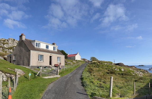 Macaulay Cottage, Grosebay, Isle of Harris