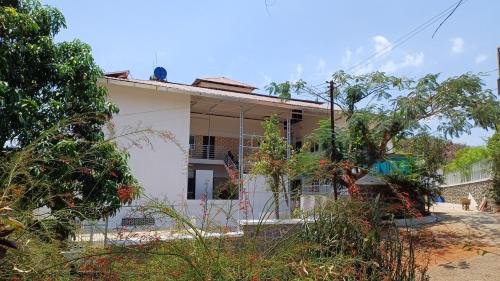 Machan Studio Villa
