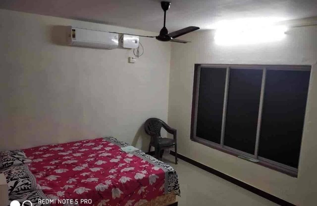 madhuban hotel is near tarkarli beach malvan, hotel to beach just 02 minutes way