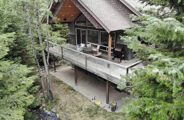 Magic McCall Cabin + Studio for Large Groups HOT T