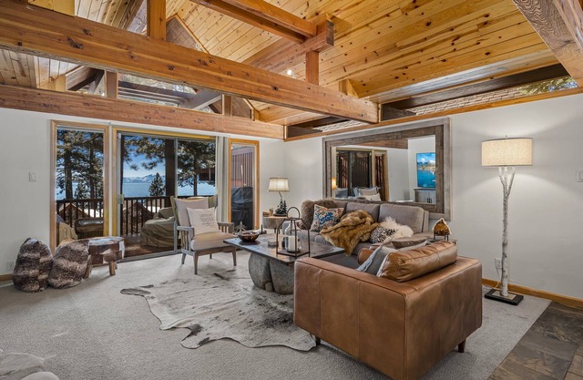 Magnificent 2-bedroom, 2-bath lakefront complex