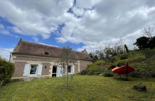 Magnificent country cottage on the outskirts of Compiègne. Le Gîte Lachelle.