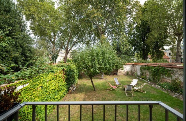 Magnificent house with garden in Versailles - Paris