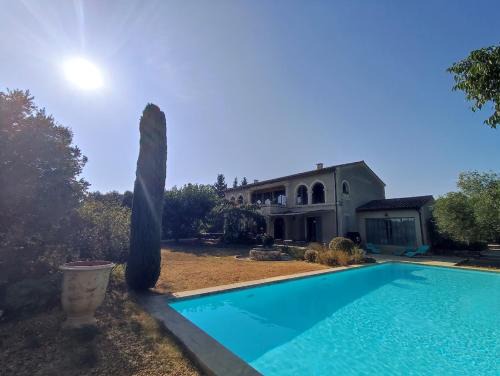 Magnifique Villa proche centre ville d'Uzès