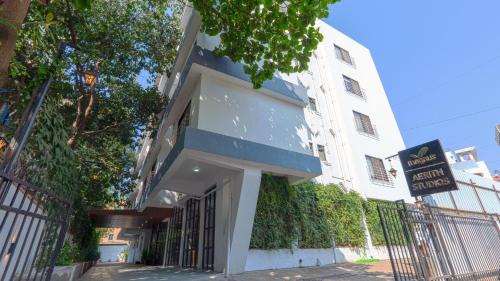 Magnus Aerith Studios Exclusive Residences