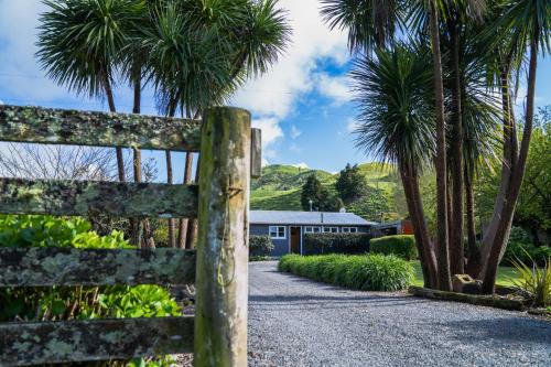 Mahaanui Cottage Farmstay