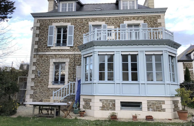 Maison de Charme à Saint Malo 10 Couchages à 3 mn de la Plage