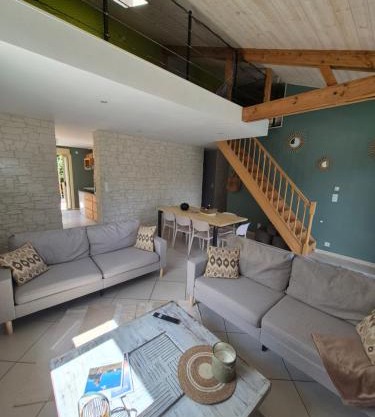 Maison de Gare, 8 personnes, 20 min PUY du F