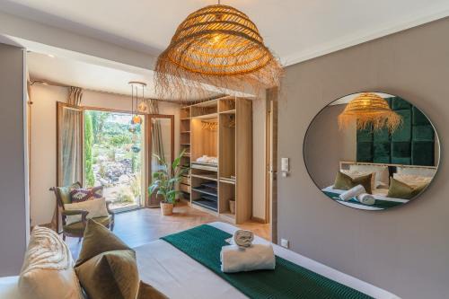 Maison du Bonheur avec Rivière & Spa, 4 chambres & 2 SDB