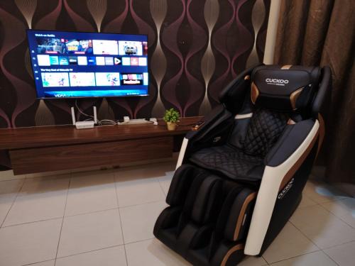 Maison Inn-JB Tebrau Staycation City Walk Within 8 mins to Ikea Toppen & AEON Mall