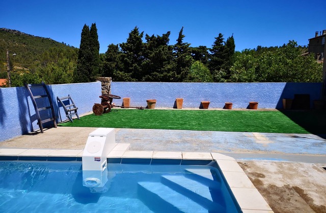 Maison Vallée du paradis private pool, mountain bike route