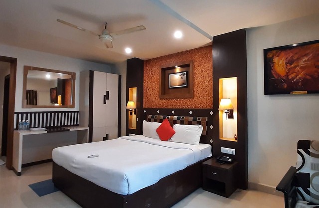 Make your stay relaxing & fun with Free Breakfast & WiFi