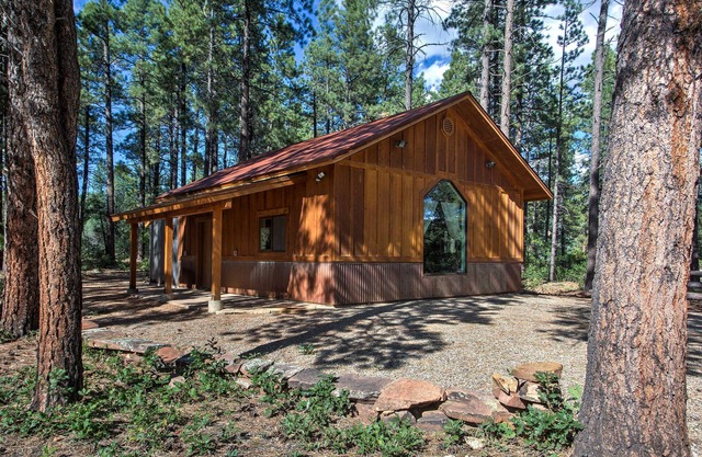 Mancos Cabin Rental on 80 Acres w/Mountain View!