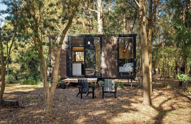 Manna Gum Retreat by Tiny Away