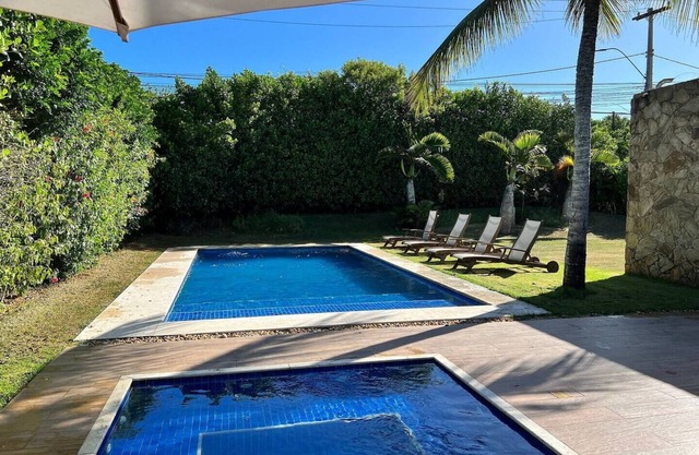 Mansion with pool in front of stylish beach - Búzios