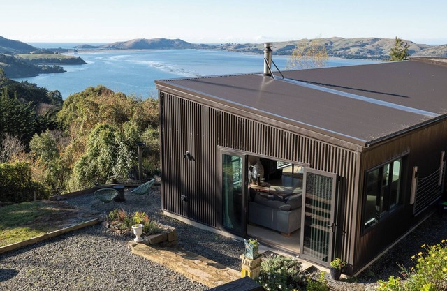 Manu Heights - Tranquil Luxury, Views & Privacy.