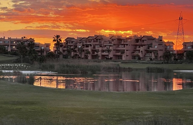 Mar Menor Golf Resort, Luxury apartment, Sleeps 6, Lake Views