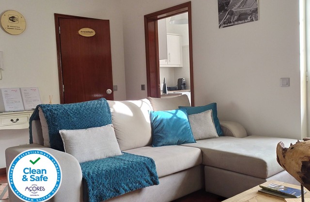 Margarida House - Stone Apartment