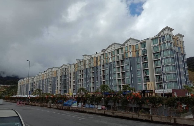 Marina Barrington sq aprt at pasar malam Tanah Rata Cameron Highland