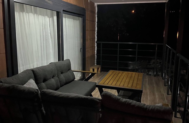 Mariposa Luxury House