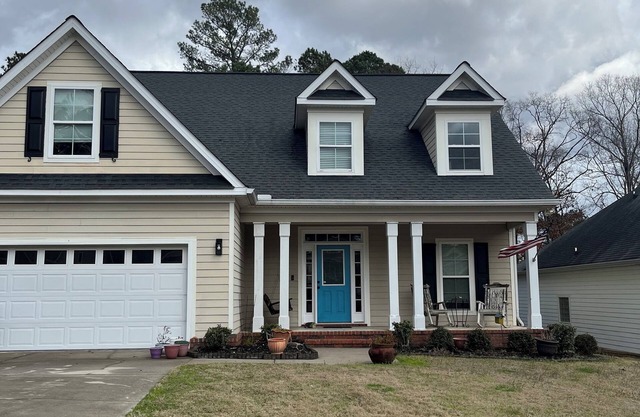 MASTER'S READY! 4 bm, 2.5 bath with lg hot tub and lg fenced back yard