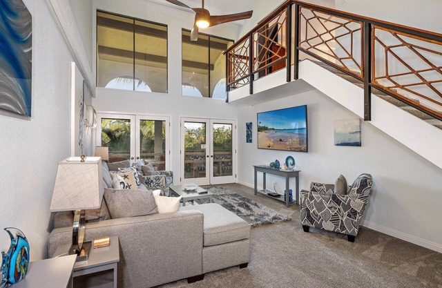 Maui Hill 70 - Renovated and Spacious 3/3 - Ocean View Condo - Sleeps 8 - AC!