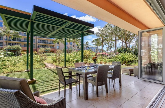 Maui Resort Rentals: Honua Kai – 7 Bedroom Groundfloor Resort Residence, Over 4500 Combined Sq. Ft., Massive Lawn Area, Steps to Pools/Beach/B.B.Q.s