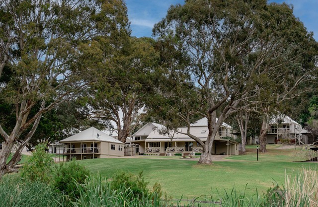 McMillans of Metung Coastal Resort