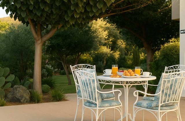 Mear Family Escape - Summer Cretan Getaway