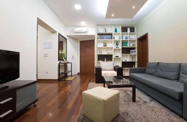 Megi Smiles - spacious one bedroom apartment