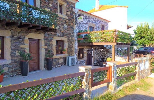 Meimoa Guesthouse - explores rural landscapes