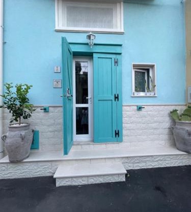 Melvis Holiday Home