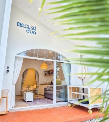 Mersika Dua - Beachfront Villa 2BR Near To Mersing Jetty Town