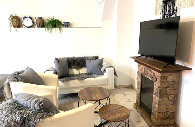 Mi Casita: 1-room apartment with three single beds, 2min to the highway