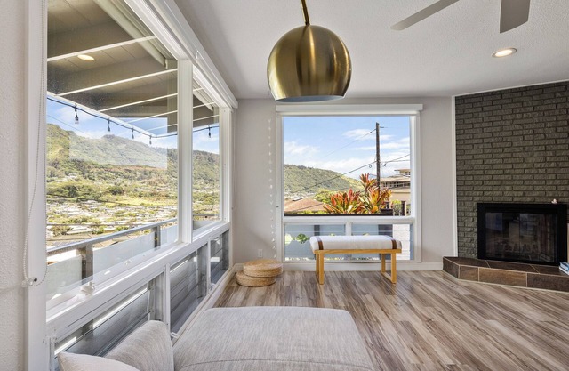 Mid-Century Modern Manoa Home with a Mountain View