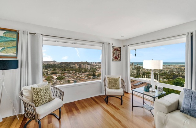 Mid-Century + Views & Privacy near Downtown Honolulu.