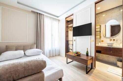 Mid term l Luxury and Cozy