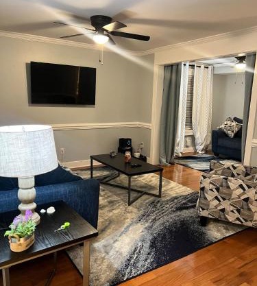 Midterm Spacious Home At Buckroe Beach