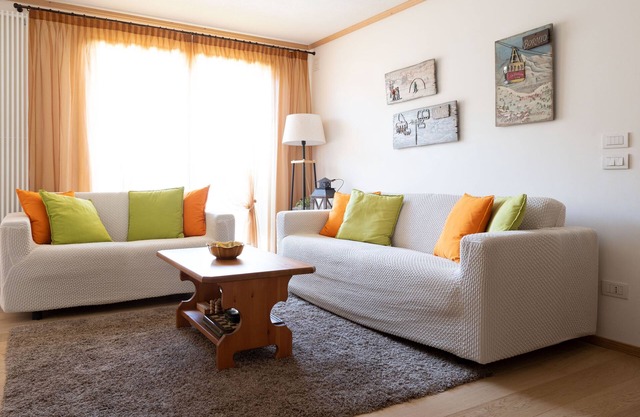 Milano 26 - Two Bedroom Apartment, Sleeps 5
