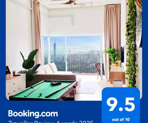 Mimi Cozy Homestay, 3R3B KLCC View with PLAYSTATION 4, NETFLIX, WiFi 6, Pool Table, Home Cinema