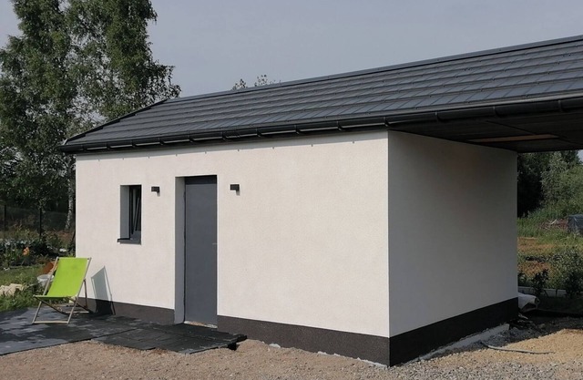 Mini Piso with parking in quiet area. 10 km to Saltmine and 20 km to Krakow