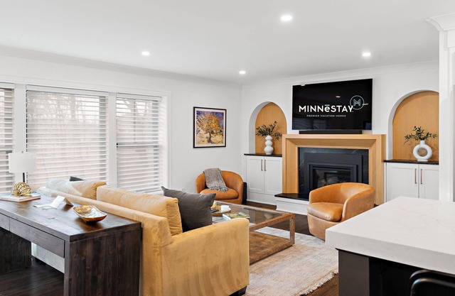 MINNeSTAY* Wayzata Cove