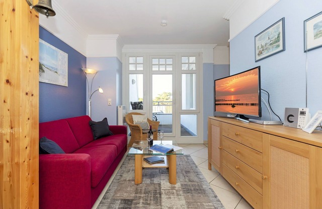 Miramare WE 33a: 2-room apartment with high-quality furnishings close to the beach