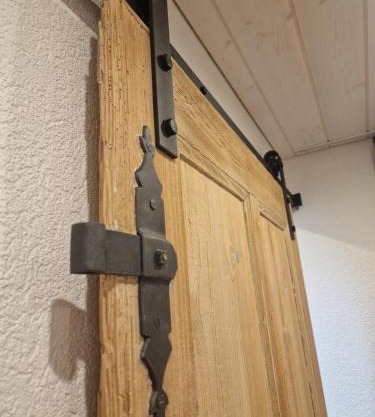 Mirchel Pintli Zimmer 1, Hotel und Restaurant