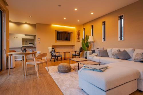 MIRISE Sky Villa & Sauna